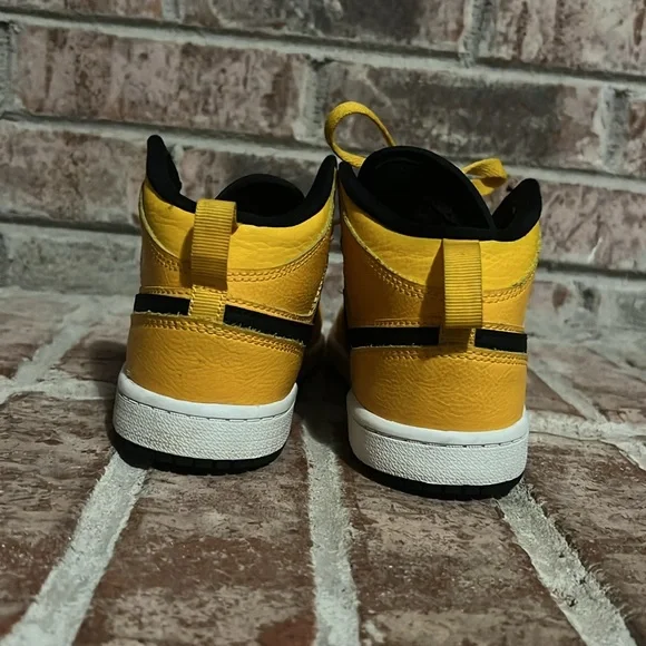 Kids preschool Jordan 1 mid University Gold size 2y - Picture 5 of 13